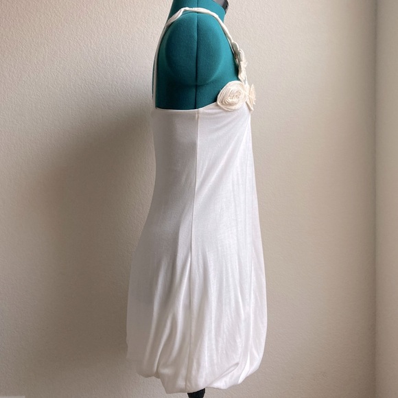 3D floral collared dress in off-white from Blu Heaven - Picture 2 of 6